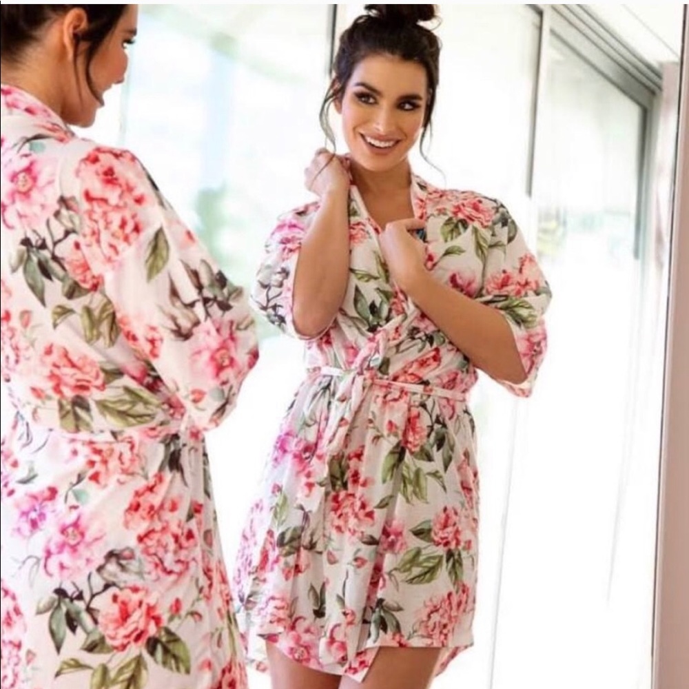 Show Me Your Mumu Brie Robe *NEW*